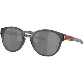 Oakley Latch