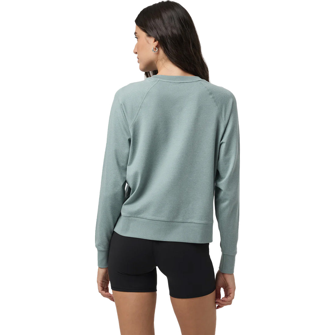 Vuori Long Sleeve Halo Crew - Women's